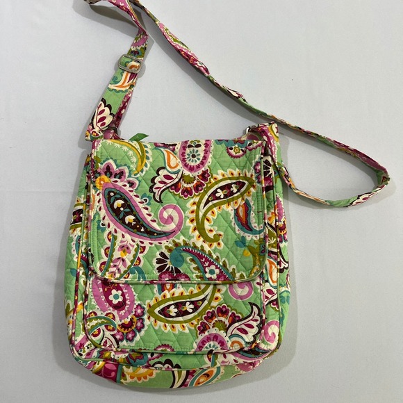 Vera Bradley Handbags - Vera Bradley Tutti Frutti Mailbag Crossbody Bag Quilted Green Pink Paisley